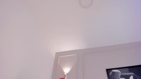 Snapshot of anniemartinezz chatting on 02.08.25 Annie online show from 02.08.25