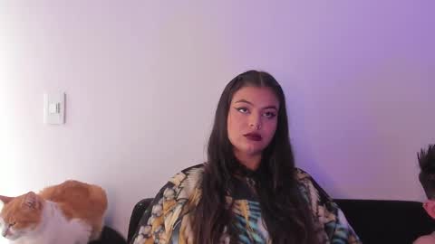 Annie  Alex online show from 02.08.25