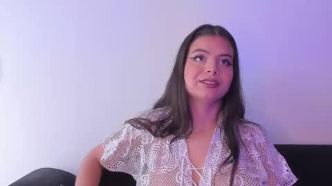 Annie  Alex online show from 02.11.25