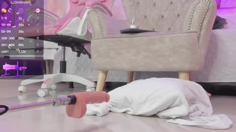 VIVIANNA online show from 01.22.25