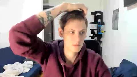    online show from 10.01.25