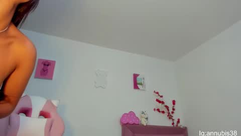 Snapshot of annubis_lia chatting on 01.07.25 SOFIA INDEPENDENT MODEL online show from 01.07.25