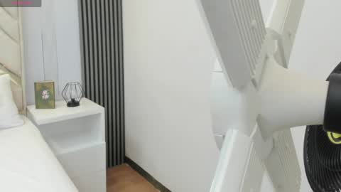 Anny online show from 05.27.26