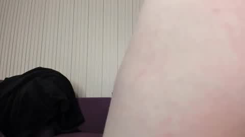 Snapshot of anny_love_you chatting on 09.30.25 anny_love_you online show from 09.30.25