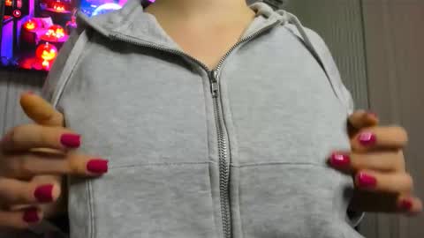 Snapshot of anny_love_you chatting on 10.26.25 anny_love_you online show from 10.26.25