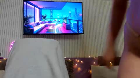 Snapshot of anny_love_you chatting on 11.06.25 anny_love_you online show from 11.06.25