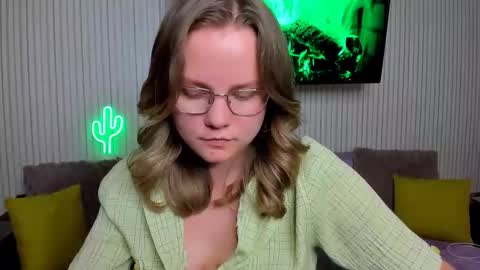 Snapshot of anny_love_you chatting on 11.10.25 anny_love_you online show from 11.10.25