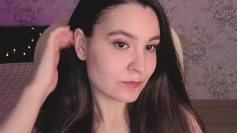 Annie online show from 04.04.26