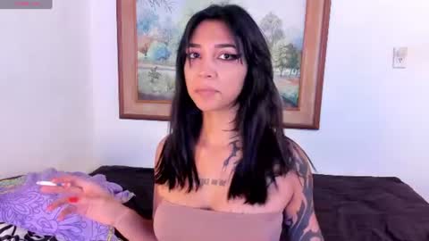 Snapshot of annya_kooper chatting on 06.19.26 Annya online show from 06.19.26