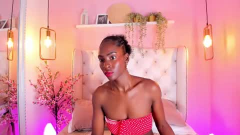 Snapshot of annyfiore chatting on 02.01.25 Anny online show from 02.01.25