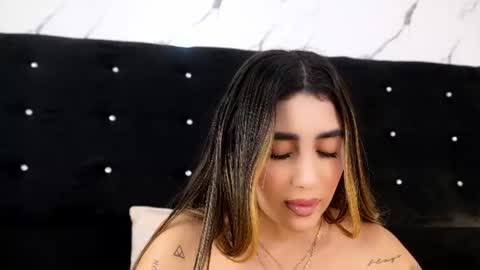 Snapshot of annyy_rosse chatting on 07.28.26 ANNYY online show from 07.28.26