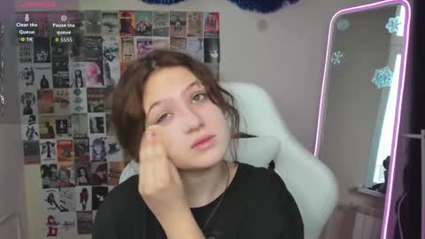 Anora online show from 01.07.26