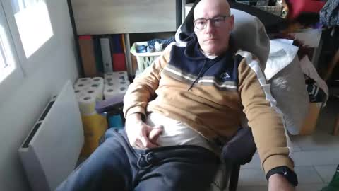 Snapshot of antares590 chatting on 11.11.25 antares590 online show from 11.11.25