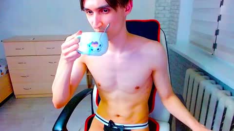 Snapshot of anthony_broown chatting on 03.05.25 anthony_broown online show from 03.05.25