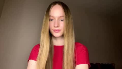 Snapshot of antionettepulgarin chatting on 02.13.26 Viktoria online show from 02.13.26