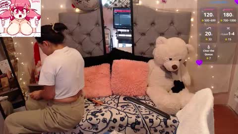 Snapshot of antolyh_c chatting on 09.10.25 antolyh_c online show from 09.10.25