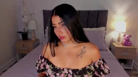 Snapshot of antonella_coruso chatting on 02.10.26 Antonella Coruso online show from 02.10.26