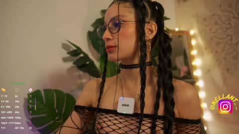 Nell. online show from 03.09.26