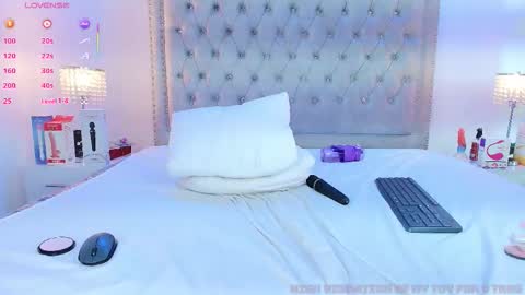 Antonella  online show from 12.02.25