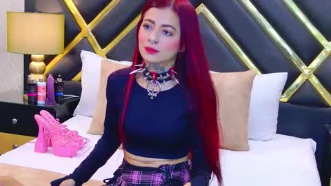Snapshot of antonellaescudero chatting on 03.23.26 AntonellaEscudero online show from 03.23.26
