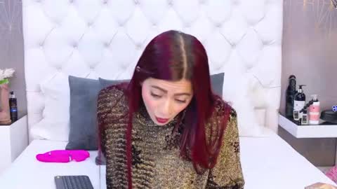Snapshot of antonellaescudero chatting on 05.14.26 AntonellaEscudero online show from 05.14.26