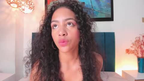 Snapshot of antonellahall_ chatting on 09.16.25 AntonellaHall online show from 09.16.25