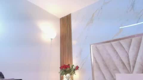 My name is Andrea  thumb up me please its important online show from 01.16.26