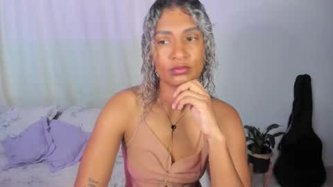 Sarah online show from 10.26.25