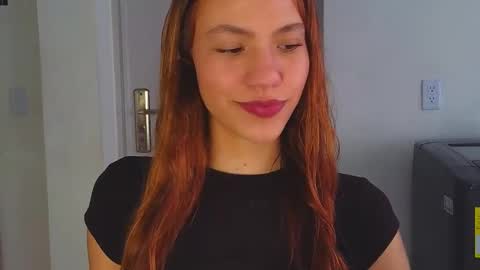 Snapshot of antonellarossii_ chatting on 03.03.25 Antonella online show from 03.03.25