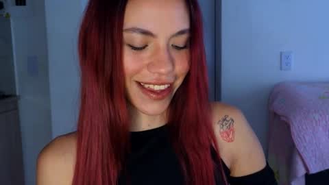 Snapshot of antonellarossii_ chatting on 03.12.25 Antonella online show from 03.12.25