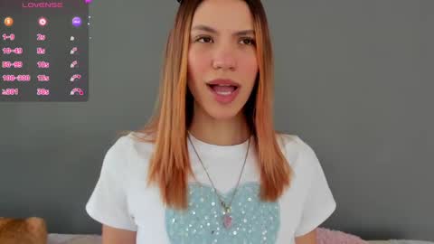 Snapshot of antonellarossii_ chatting on 10.02.25 Antonella online show from 10.02.25