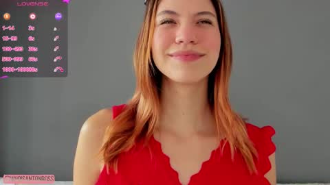 Snapshot of antonellarossii_ chatting on 10.12.25 Antonella online show from 10.12.25