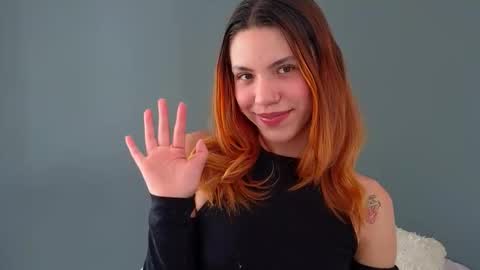 Snapshot of antonellarossii_ chatting on 11.23.25 Antonella online show from 11.23.25