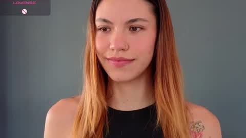 Snapshot of antonellarossii_ chatting on 12.03.25 Antonella online show from 12.03.25