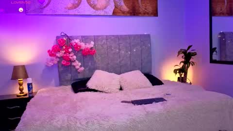 Snapshot of antonellastar24_ chatting on 09.23.25 Antonella online show from 09.23.25