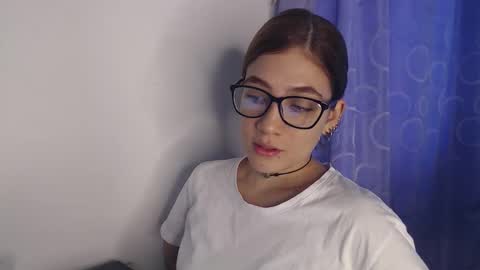 Snapshot of antonia0824 chatting on 02.13.26 antonia0824 online show from 02.13.26