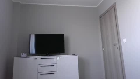 Antonia online show from 01.05.25