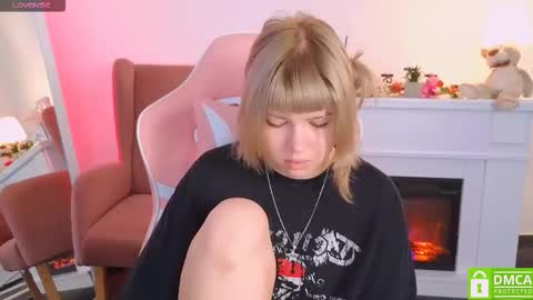 antonia_ferrero online show from 09.28.25