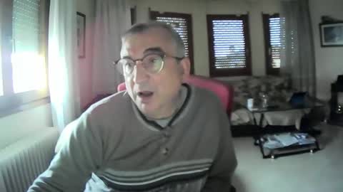 Snapshot of antonio2605 chatting on 01.06.25 Antonio online show from 01.06.25