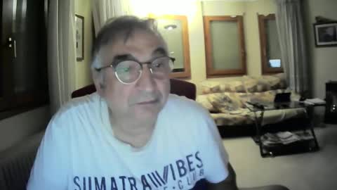 Snapshot of antonio2605 chatting on 03.11.25 Antonio online show from 03.11.25