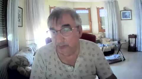 Snapshot of antonio2605 chatting on 09.18.25 Antonio online show from 09.18.25