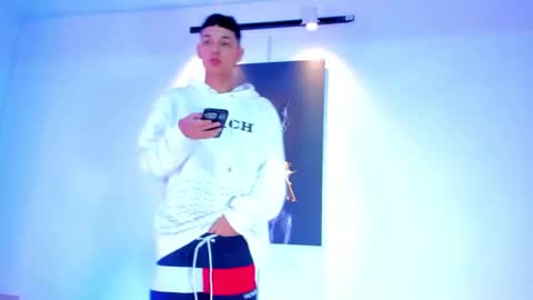 Snapshot of antoniomancinin chatting on 10.28.25 brendan and stiiven online show from 10.28.25