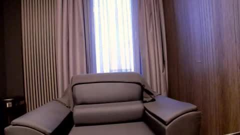 HI My name is Antonio online show from 06.02.26
