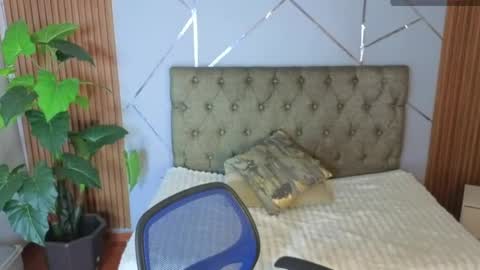 Antonella online show from 04.16.26