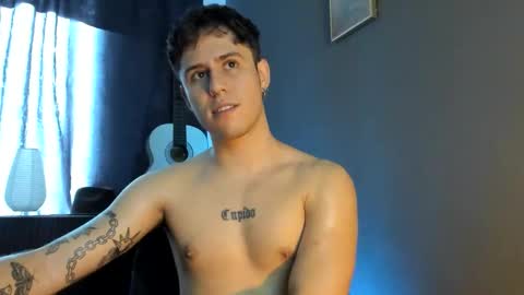 Snapshot of antonnello_ chatting on 10.25.25 antonnello_ online show from 10.25.25