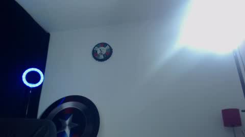 Snapshot of antonywebb94 chatting on 02.22.25 Instagram miguelangel1802 online show from 02.22.25