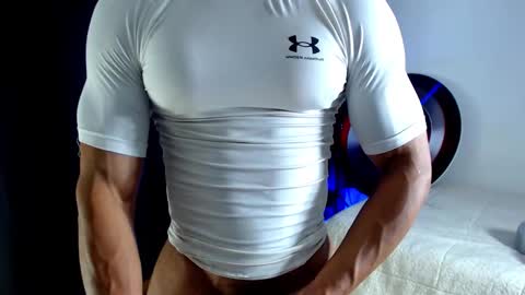 Snapshot of antonywebb94 chatting on 10.23.25 Instagram miguelangel1802 online show from 10.23.25