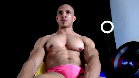 Snapshot of antonywebb94 chatting on 11.07.25 Instagram miguelangel1802 online show from 11.07.25