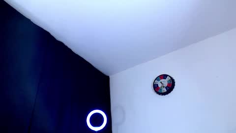 Snapshot of antonywebb94 chatting on 11.21.25 Instagram miguelangel1802 online show from 11.21.25