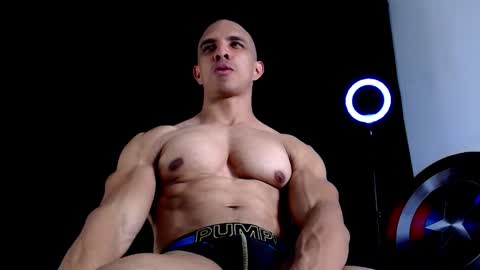 Snapshot of antonywebb94 chatting on 11.25.25 Instagram miguelangel1802 online show from 11.25.25